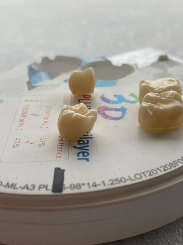 Hot Sell Dental Medical 3D Pro Zirconia Discs CAD/CAM Dentmill Zirconia Ceramic Block/All Types of Dental Zirconia Blocks