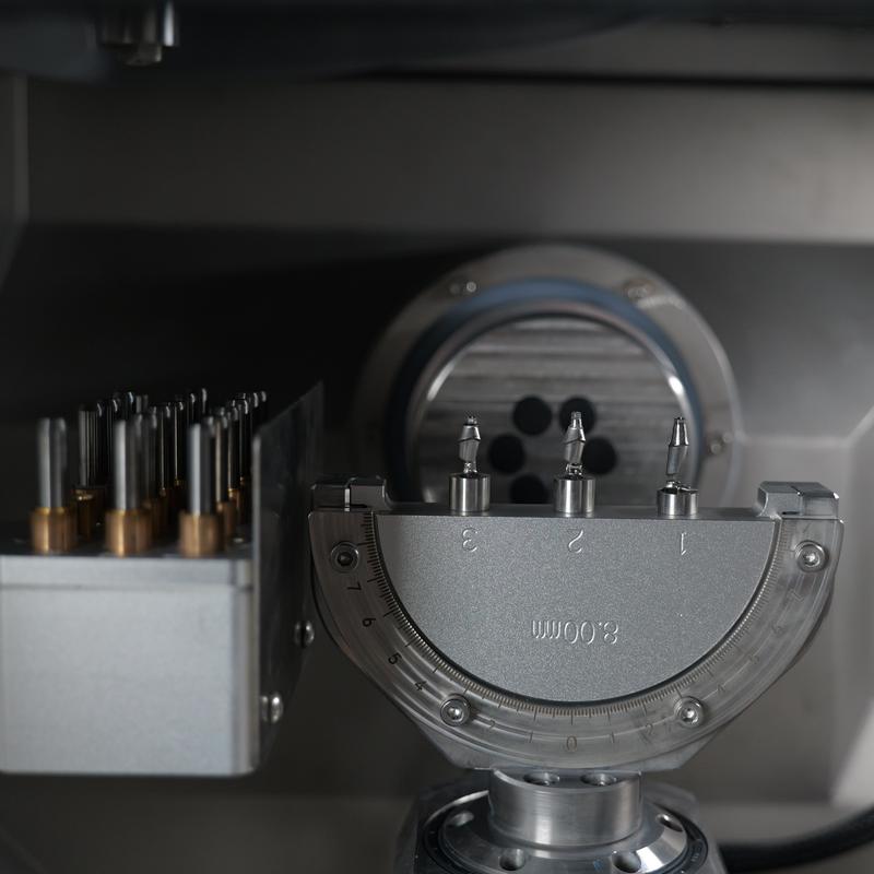 Yucera Adoptez l'efficacité au fauteuil avec notre fraiseuse rapide compacte pour les restaurations en une seule visite