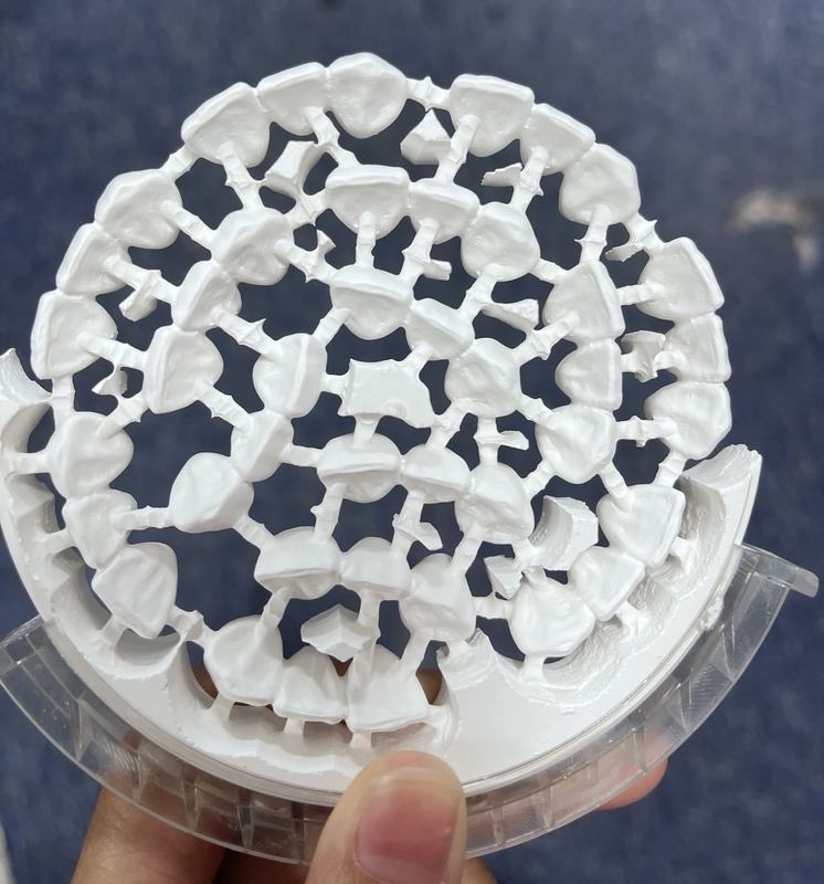 Yucera Sk5a Fraiseuse dentaire CAD CAM en zircone 5 axes pour laboratoire et clinique dentaires