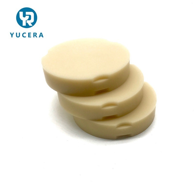 PMMA Monocouche Yucera Premium pour applications dentaires, offrant des prothèses dentaires claires et solides