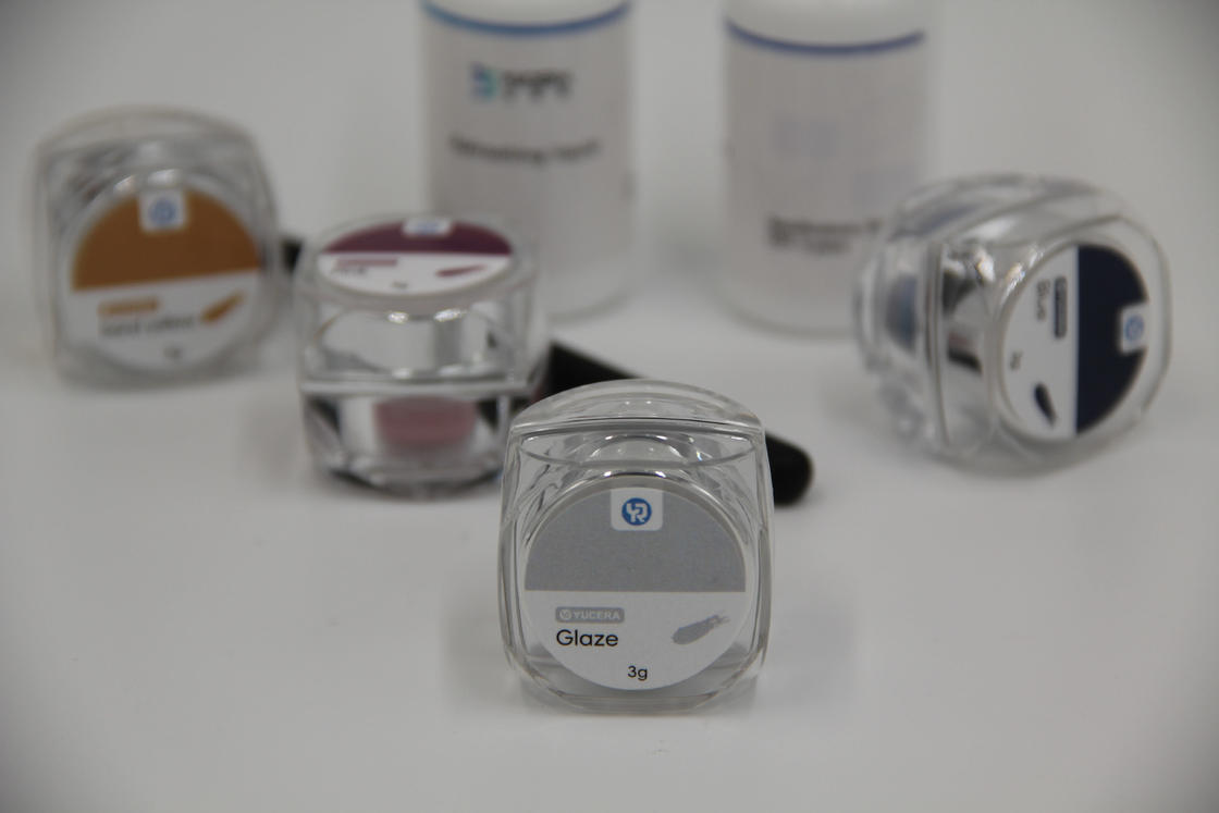 Kit de coloration et glaçage en céramique de zircone Yucera 18 couleurs, éclat naturel pour les créations de laboratoire dentaire