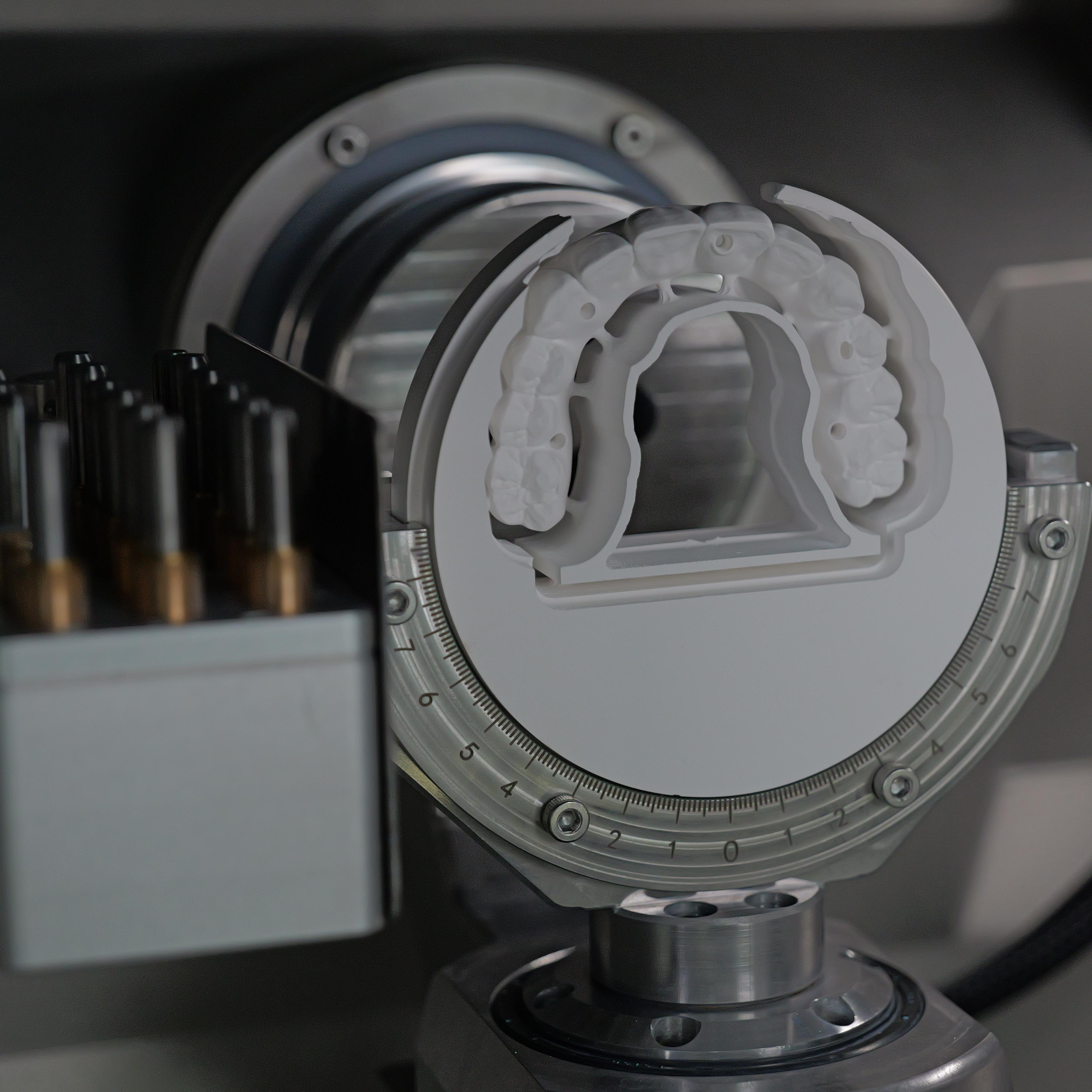 Centre d'usinage numérique pour prothèses dentaires CAD/CAM, machine de ...